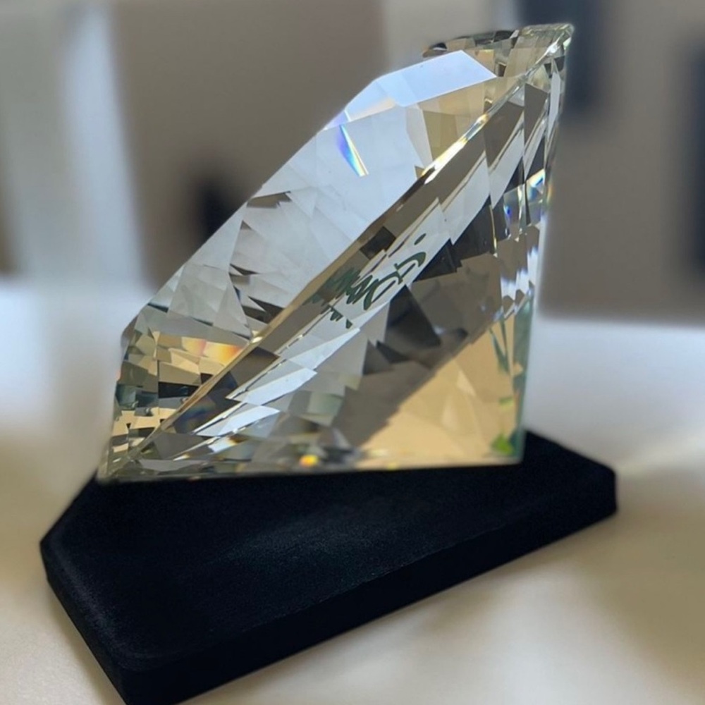 Diamond Supply Company - Crystal Large Paper Weight Brand New In Box Collectible - Picture 6 of 9
